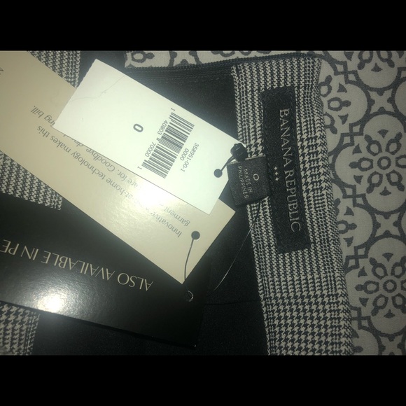 BANANA REPUBLIC SKIRT - Picture 3 of 3